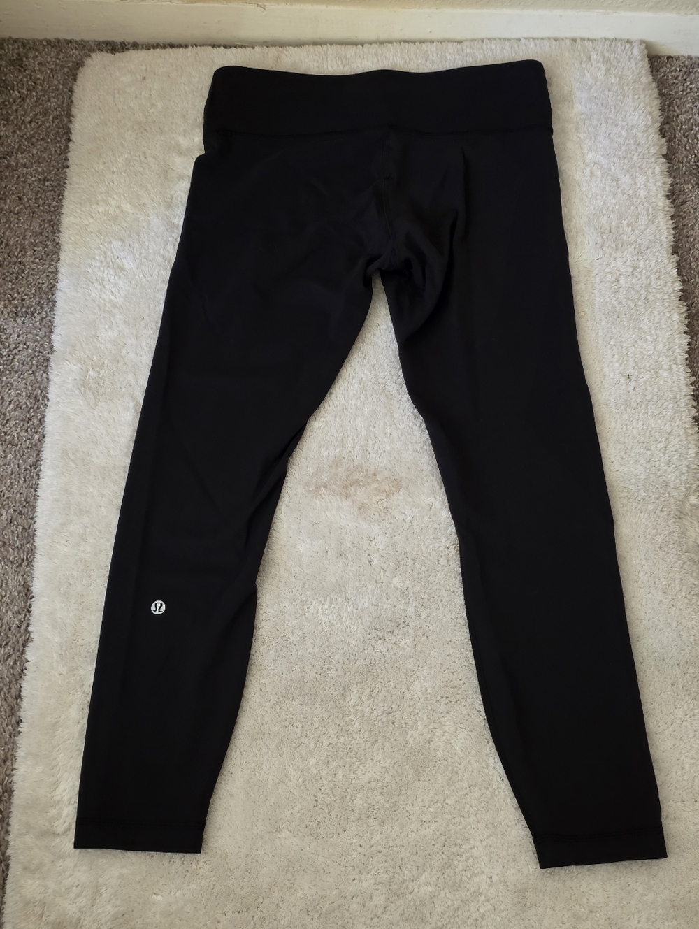 Lululemon Black High-Rise Leggings Size 8.
